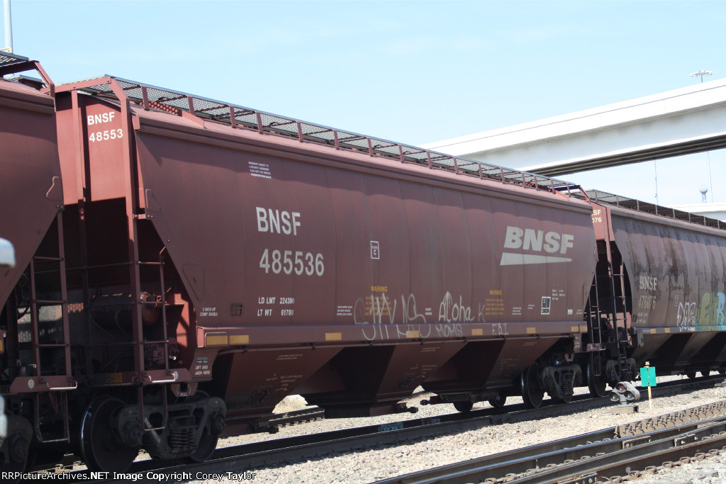 BNSF 485536